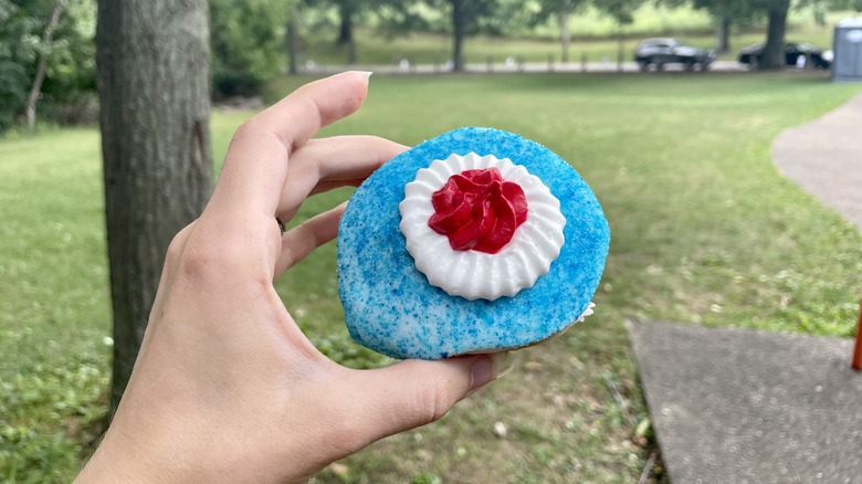 Firecracker doughnut