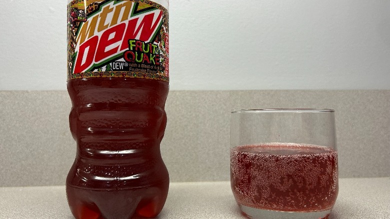 mountain dew in glass 