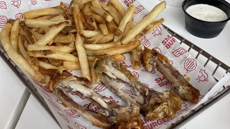 Smashburger eaten chicken wings and fries