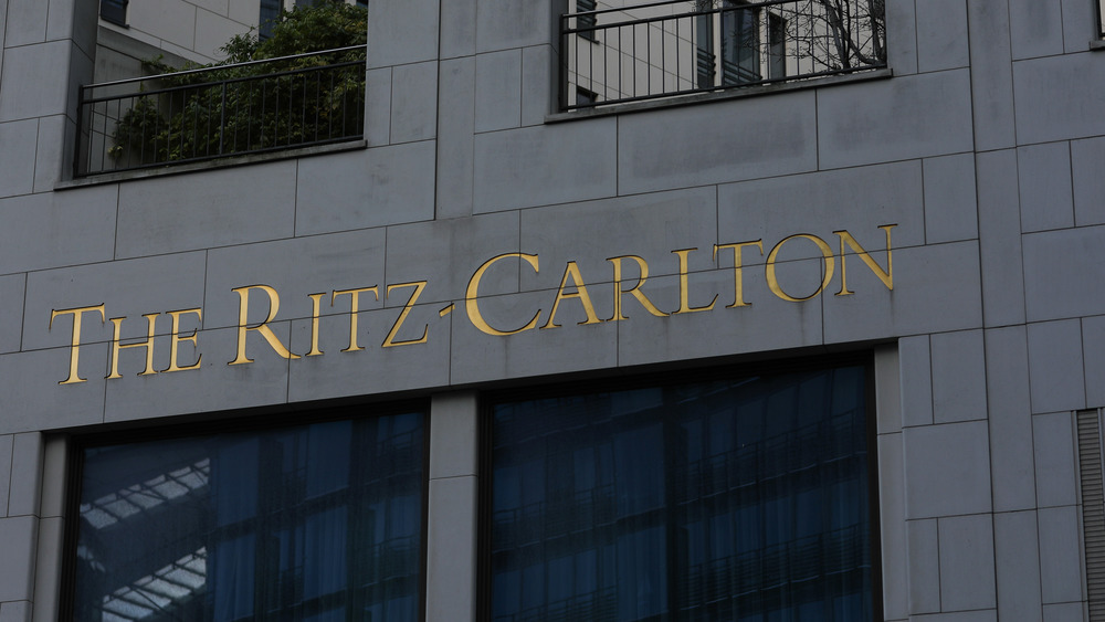 Ritz-Carlton Hotel