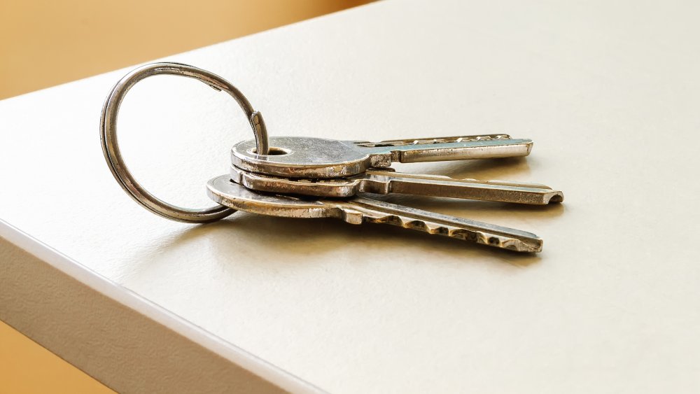 Keys on the table at a fancy restaurant