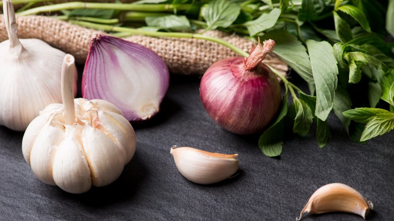 garlic and onions