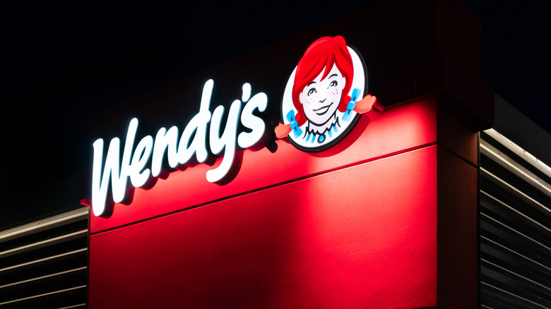 Wendy's sign