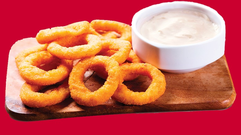Wendy's onion rings with dipping sauce