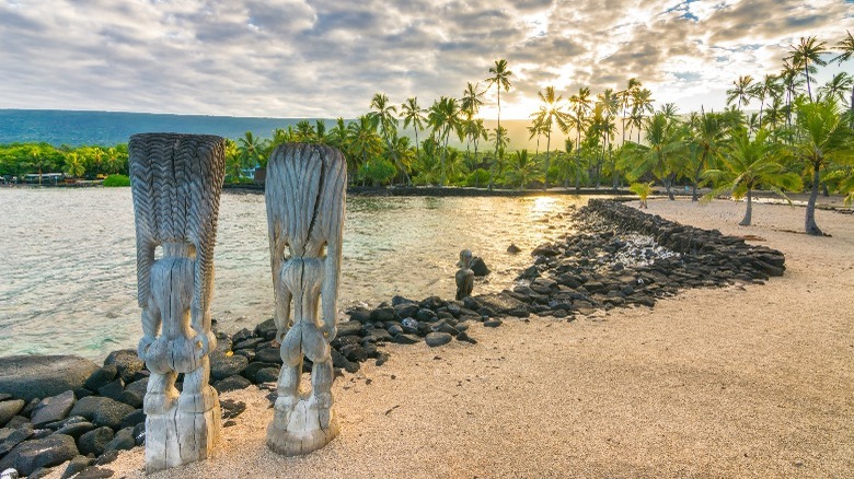 Sculptures on a Hawaiian beach