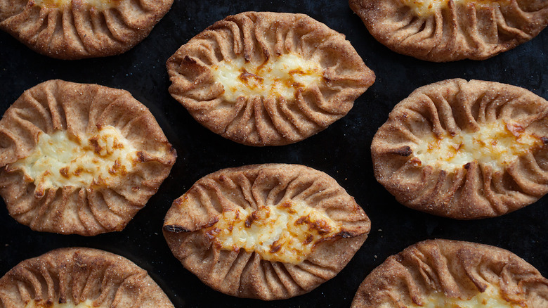 Karelian pies