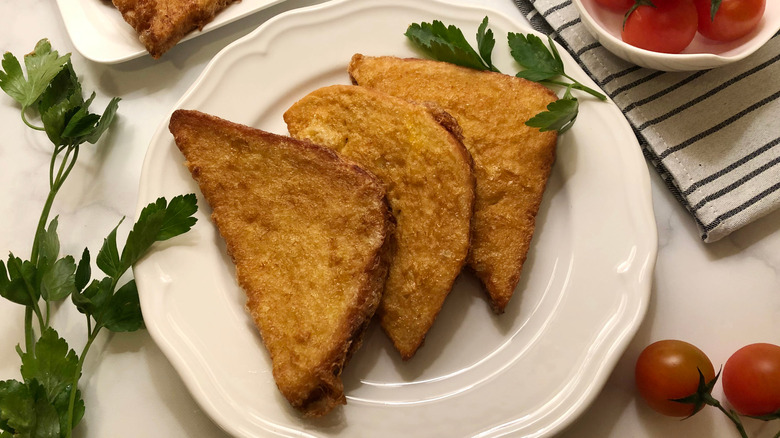 Hungarian fried bread