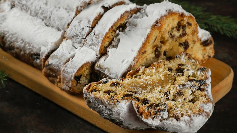 sliced stollen on wooden board