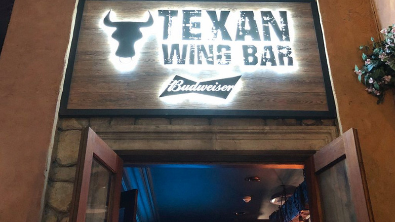 Texan Wing Bar