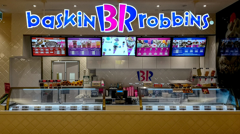 Baskin-Robbins store counter