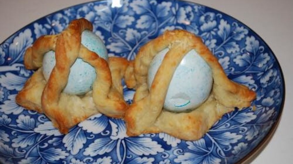 Two single-serve folares on a plate