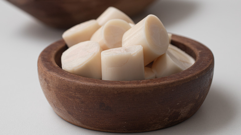 Hearts of palm in a bowl 