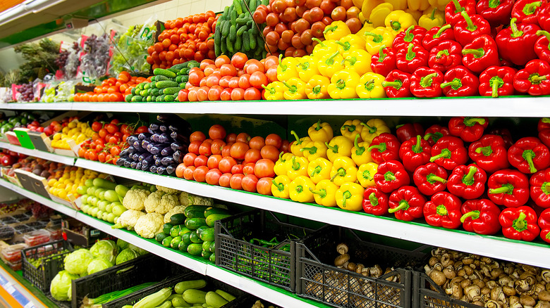 Supermarket produce aisle