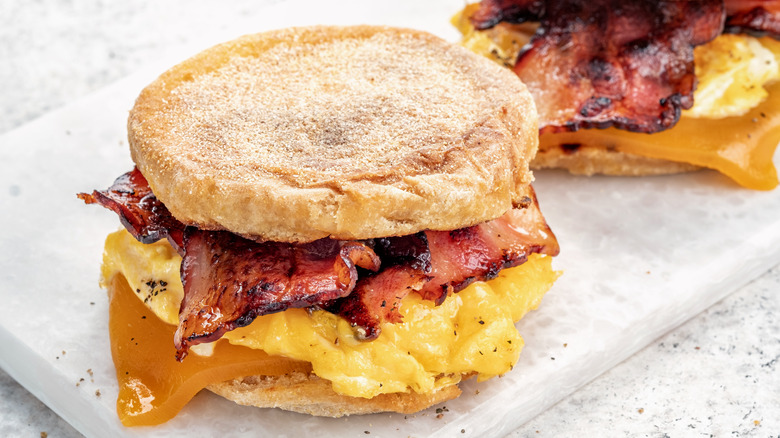 bacon egg and cheese breakfast sandwich