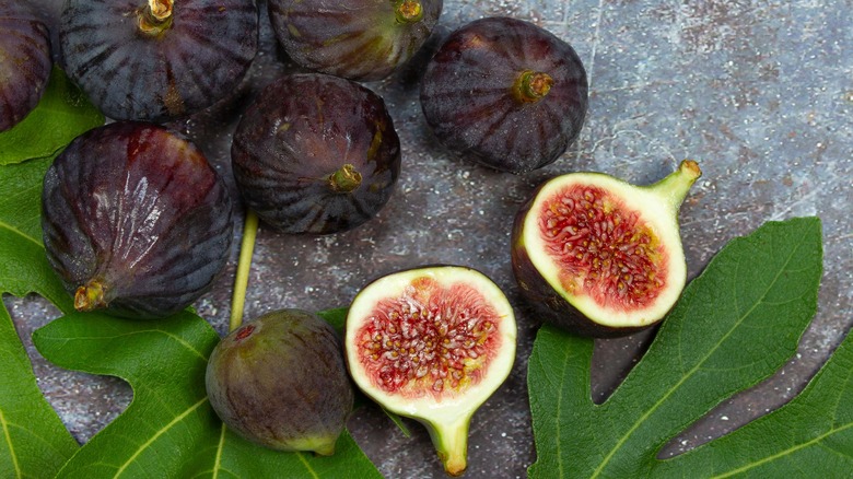 figs on the ground