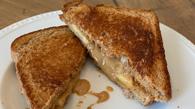 grilled peanut butter and banana sandwich