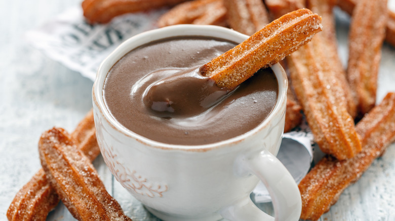 churros and chocolate