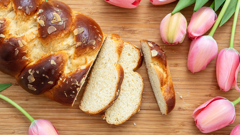 kozunak bulgarian easter bread