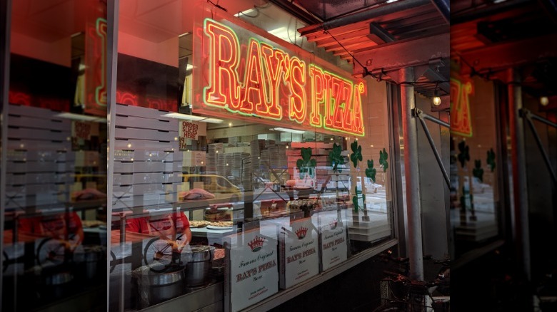 Ray's pizza neon sign