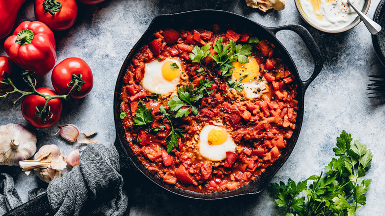 skillet baked eggs