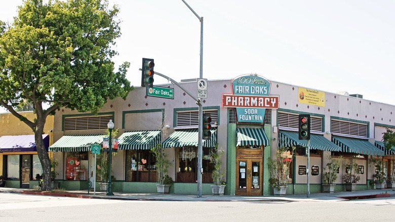 soda fountain pharamcy