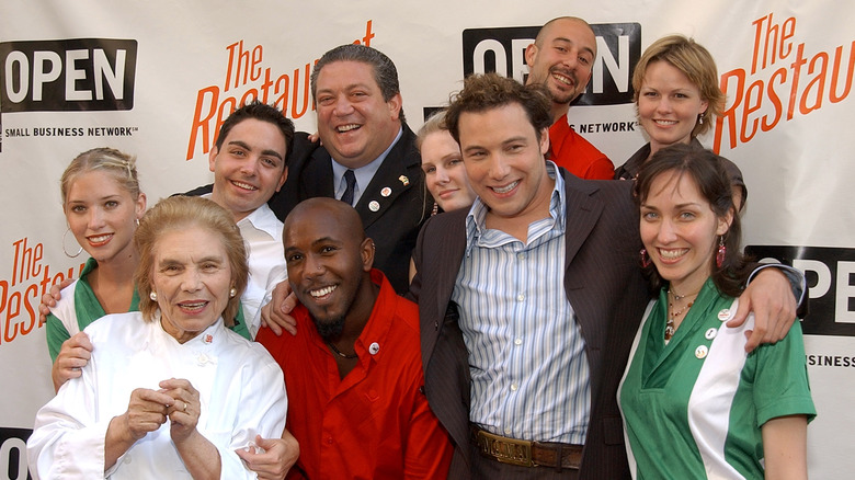 Rocco DiSpirito with the cast of "The Restaurant"