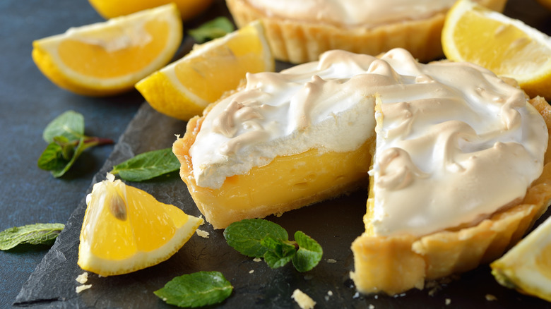 Lemon meringue pie