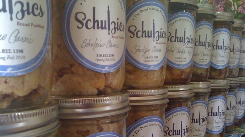 jars of schulzie bread pudding