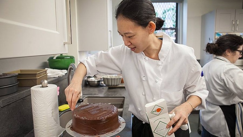 Lan Lam's icing chocolate cake