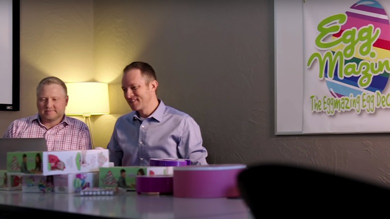 Curtis McGill and Scott Houdashell sitting at a table on Shark Tank