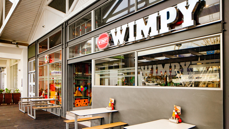 A more modern location of Wimpy in the U.K.