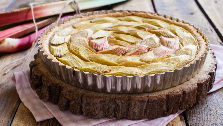 Rhubarb tart