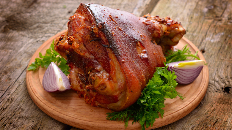 roasted ham hock