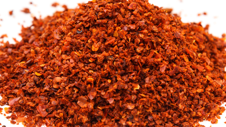 Pile of Aleppo pepper flakes