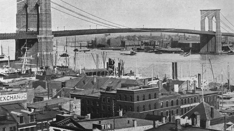 Brooklyn bridge circa 1910