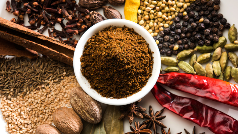 garam masala whole spices