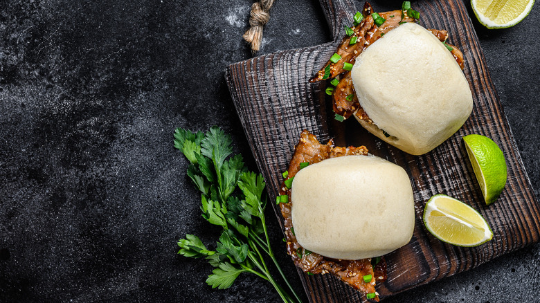 Mantou on a chopping board