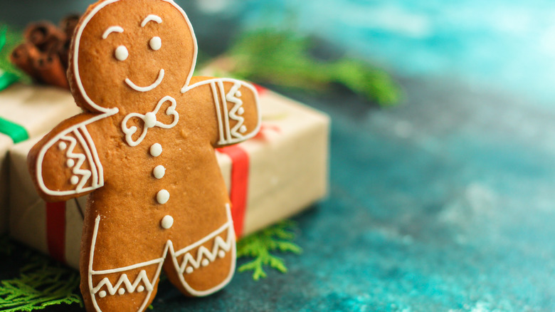 A gingerbread man cookie