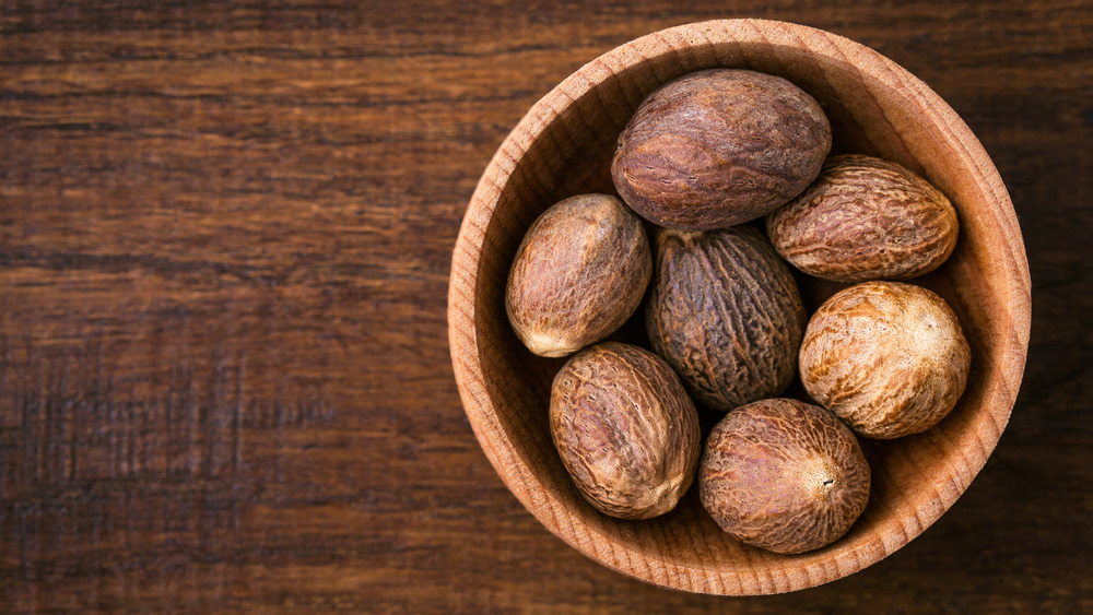 bowl of nutmeg seeds