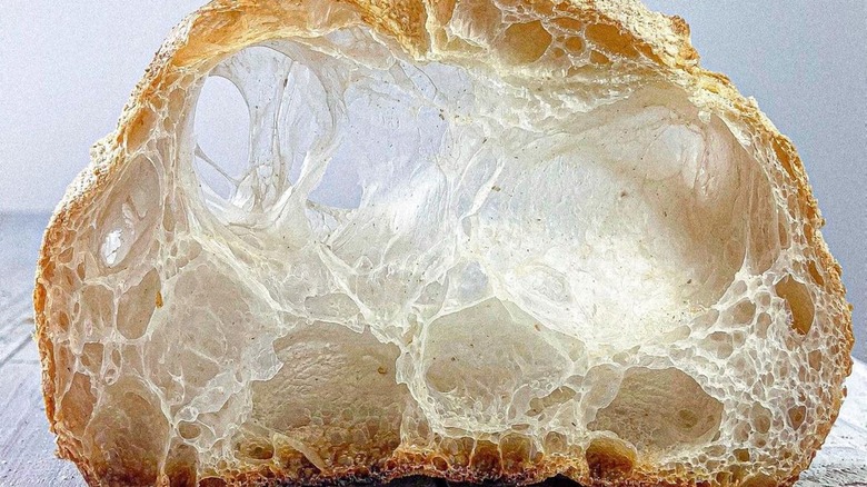 slice of pan de cristal