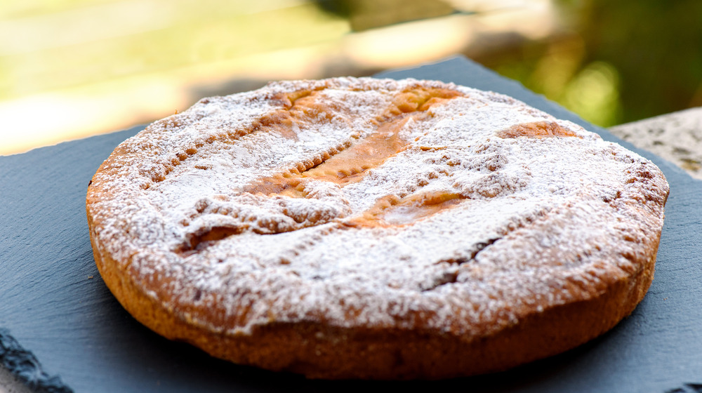 fresh baked astiera di grano