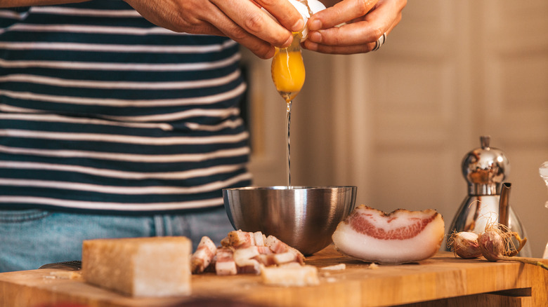 making traditional carbonara