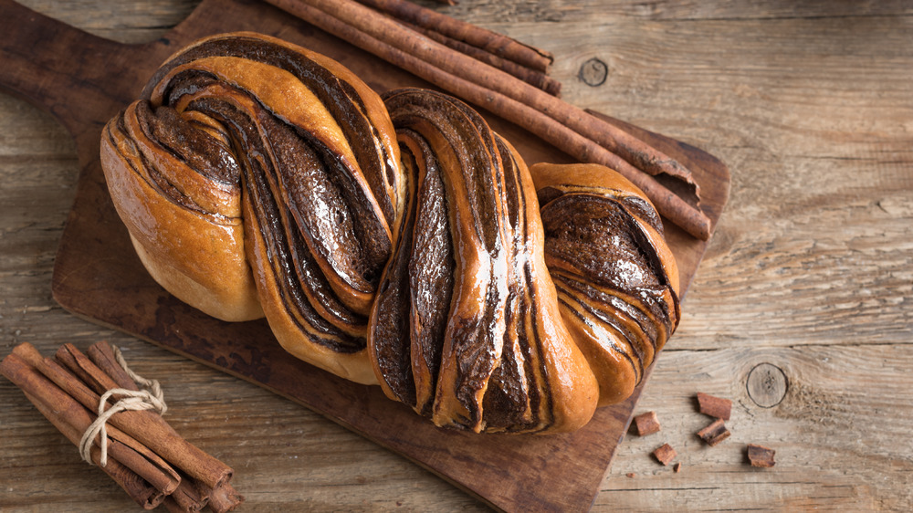 Babka on a cutting board