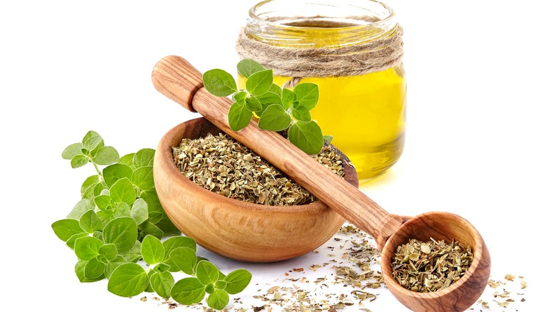 Como tomar aceite de oregano