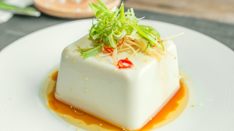 Silken tofu with green onions