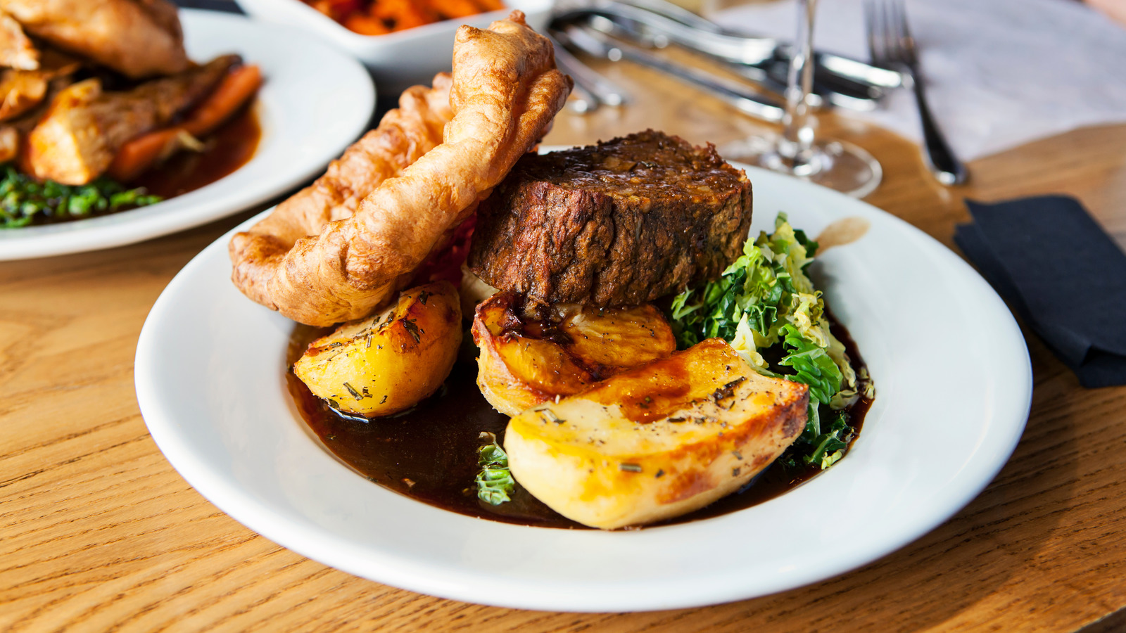 what-is-yorkshire-pudding-and-what-does-it-taste-like