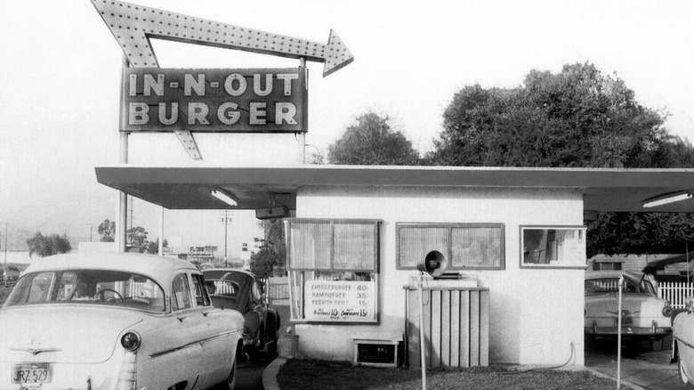 Old In-N-Out drive thru menu