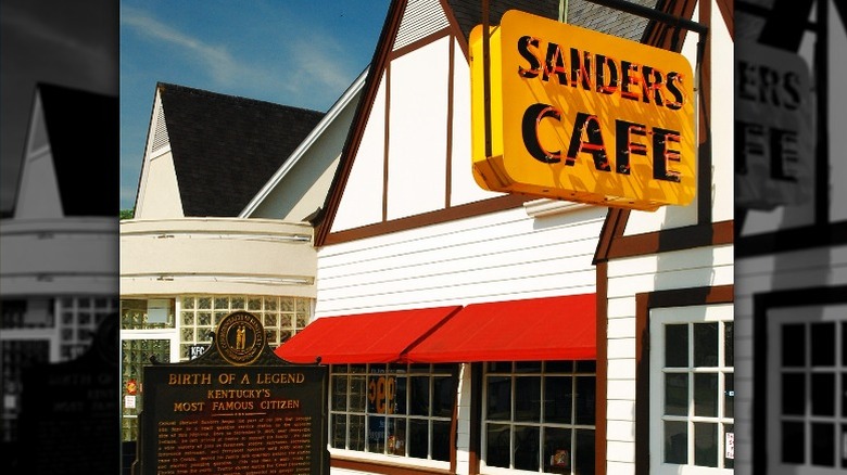 Sanders Cafe entrance marker