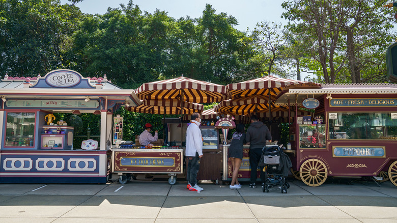 Old fashioned food stands at Disney