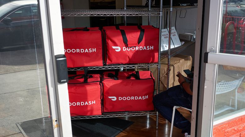 DoorDash food bags